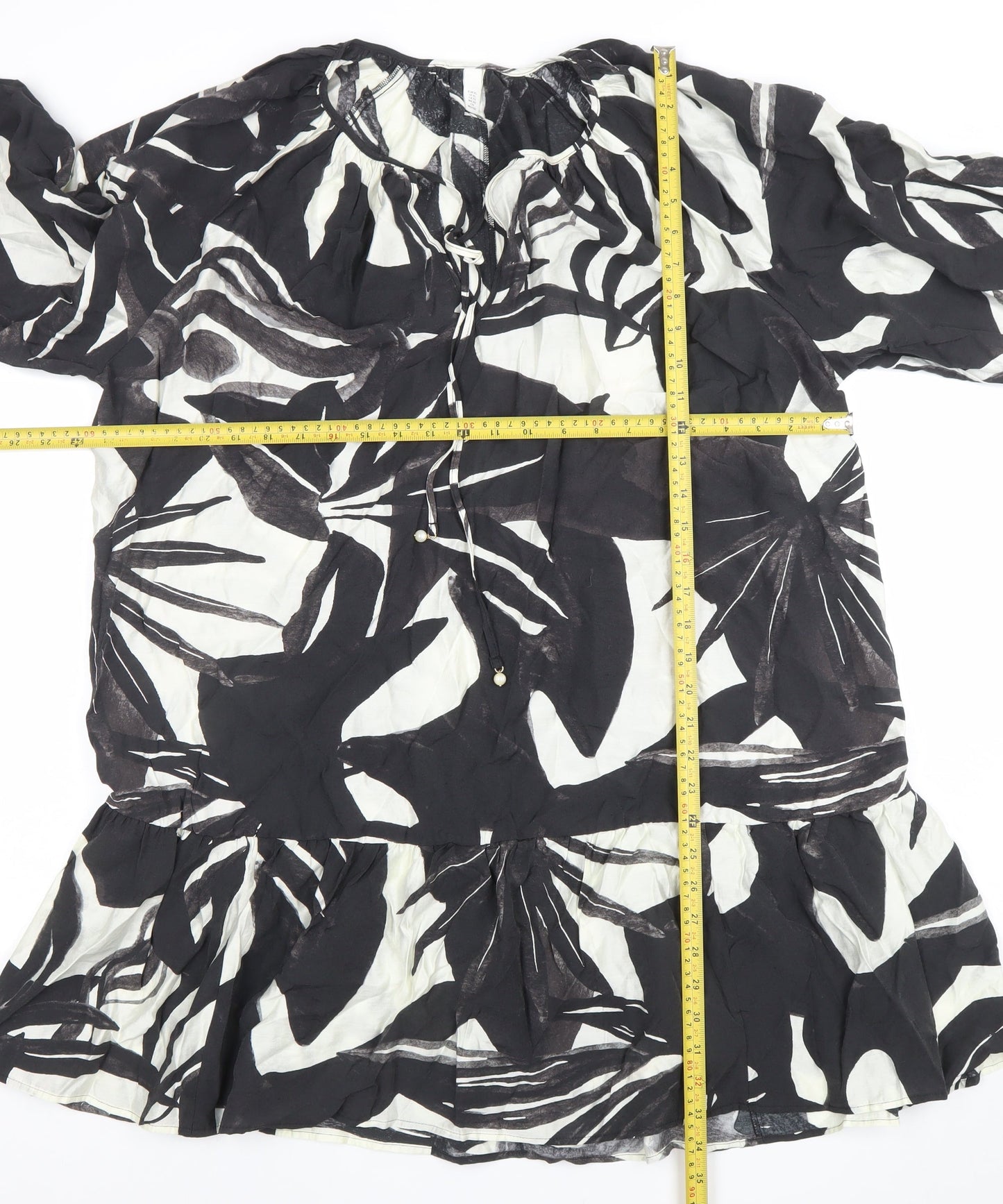 H&M Women’s Black Floral Viscose Short Dress Size XL Lightweight Summer Style