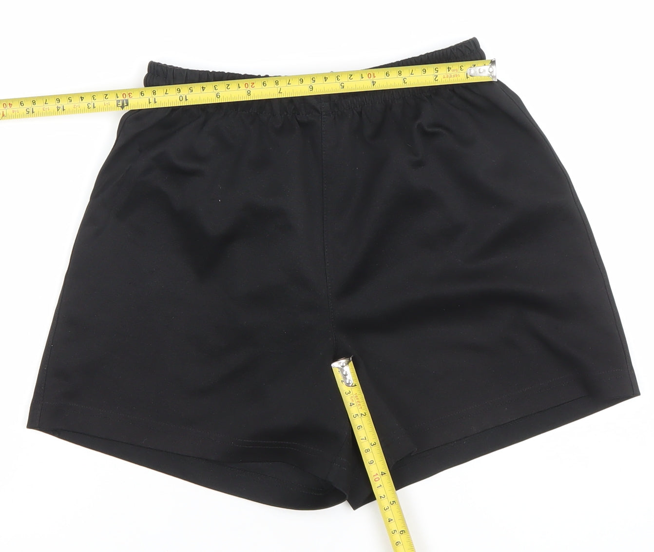Umbro Boys Black Large B Athletic Sports Shorts Polyester Activewear