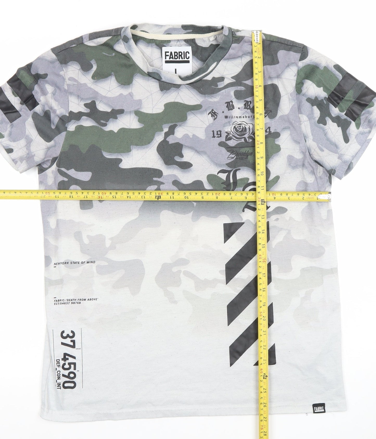 Fabric Mens Camouflage Graphic Print Crew Neck T-Shirt Green Grey Size L