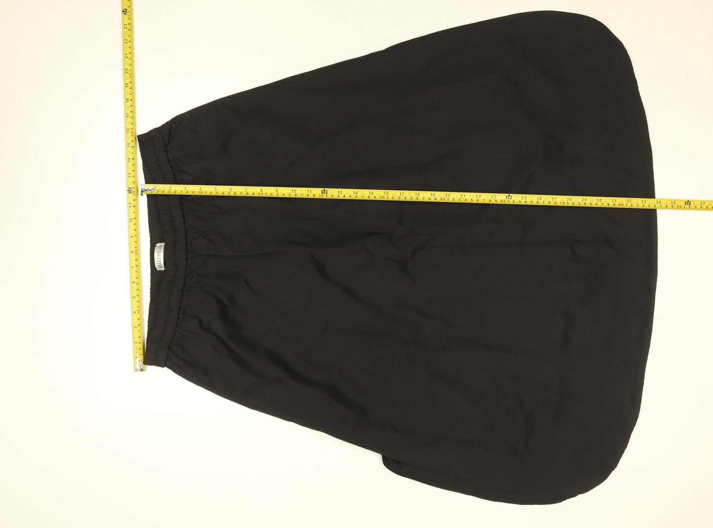 Gallery Women Black A-Line Midi Skirt Size M Elastic Waist