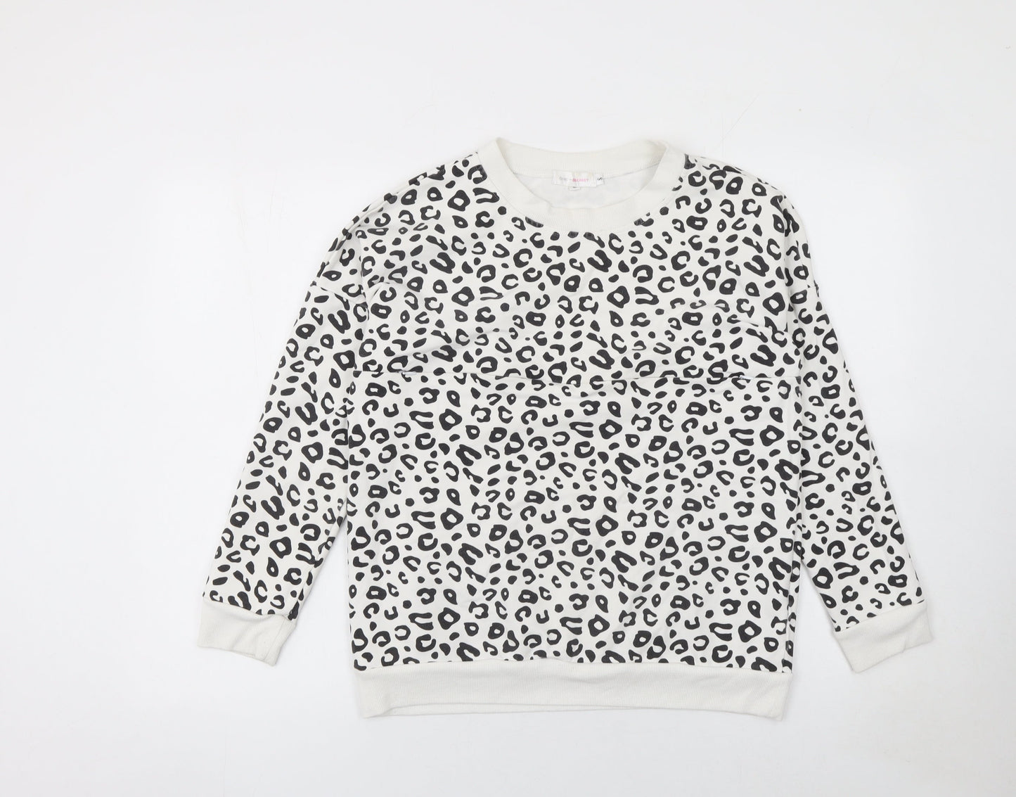 Chic and Discreet Women's White Leopard Print Pullover Sweatshirt Size S