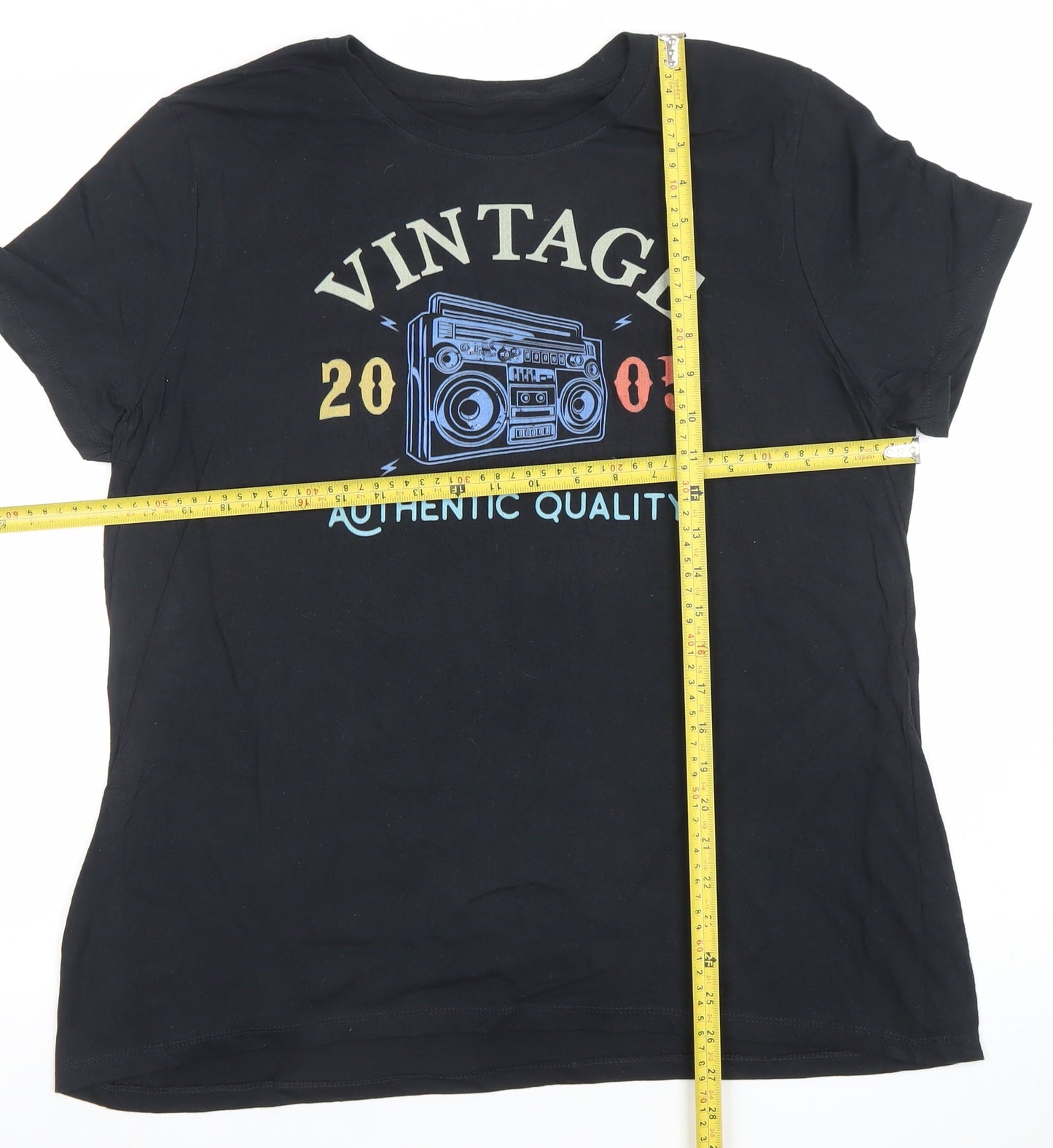 Gildan Women's Black Vintage 2005 Music Graphic Cotton T-Shirt XL