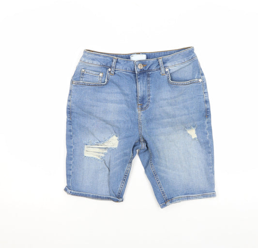 ASOS DESIGN Men’s Blue Light Wash Distressed Denim Bermuda Shorts L