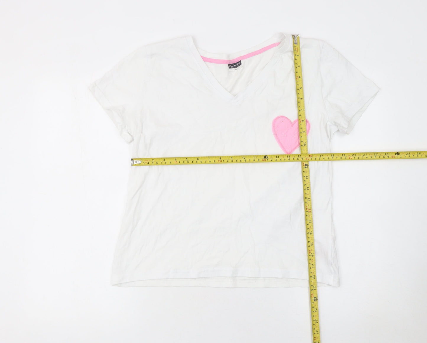 Beloved Women’s White Cotton V-Neck T-Shirt XL with Pink Heart Patch