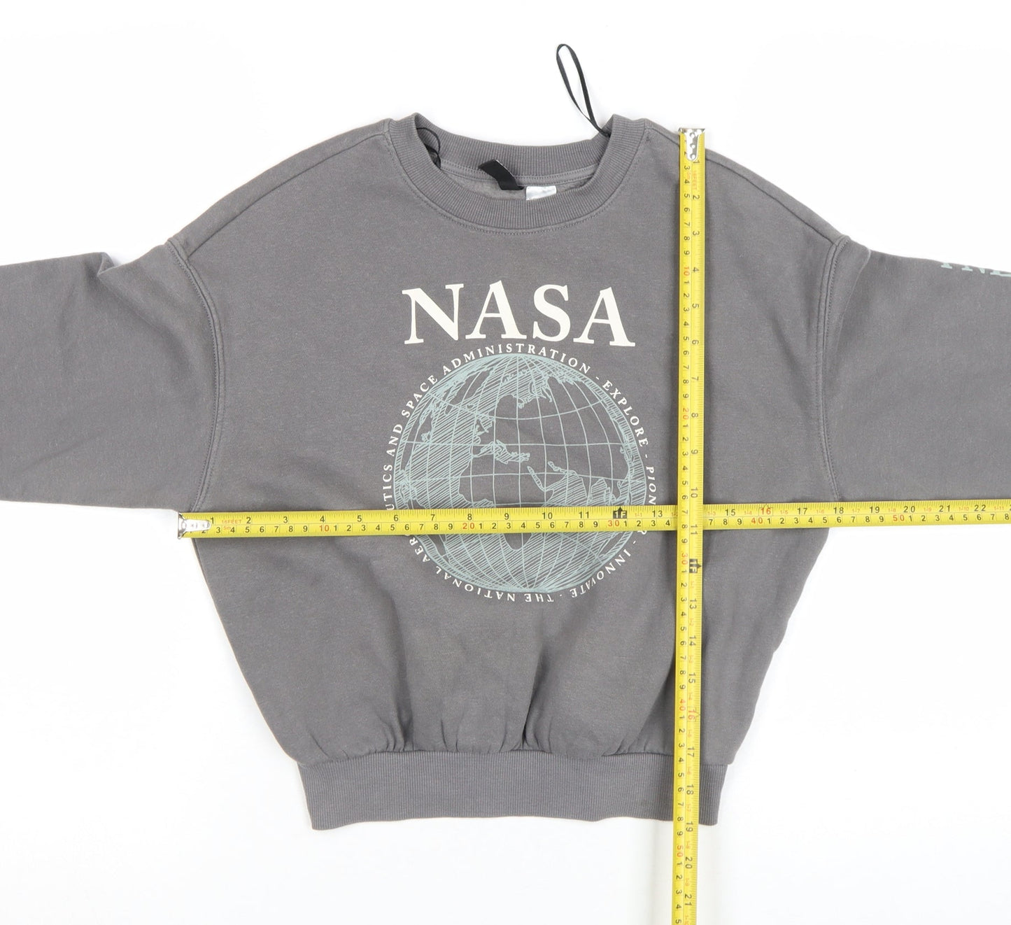 DIVIDED Girls Grey NASA Relaxed Pullover Fleece Sweatshirt XS