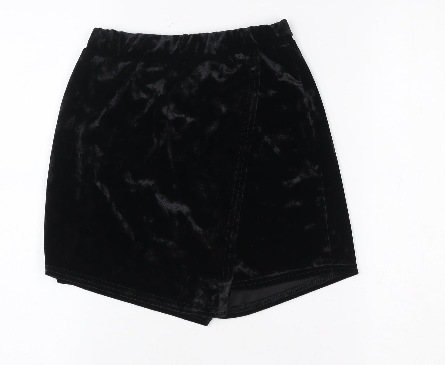 Boohoo Women’s Black Velvet High Rise Hot Pants Shorts Size 6