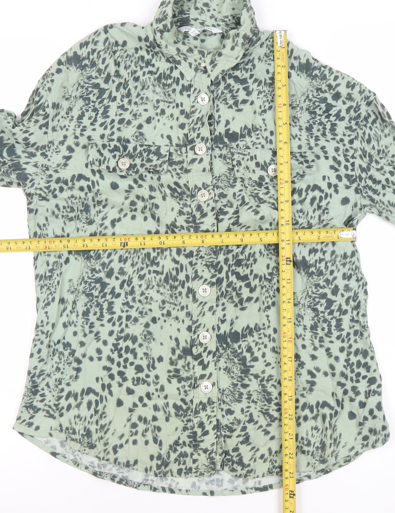Next Women's Green Animal Print Button-Up Long Sleeve Shirt Size 6