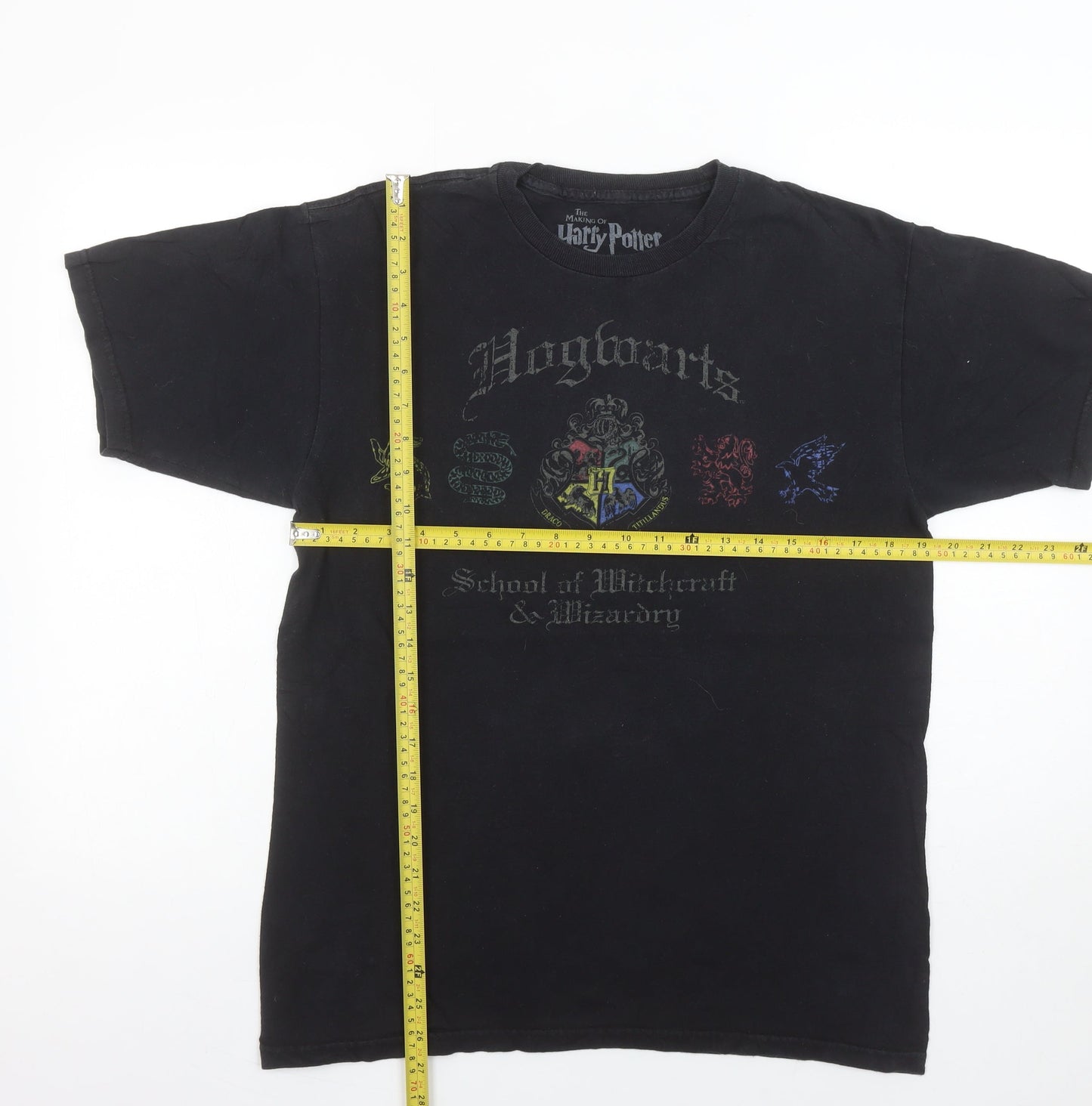 Harry Potter Men’s Black Medium Hogwarts Graphic T-Shirt