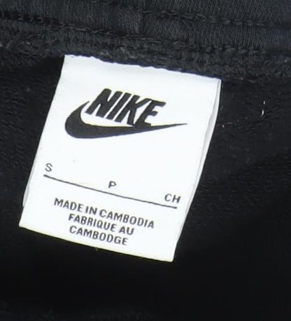 Brand and care label for Nike girls’ black small jogger sweatpants with drawstring waist