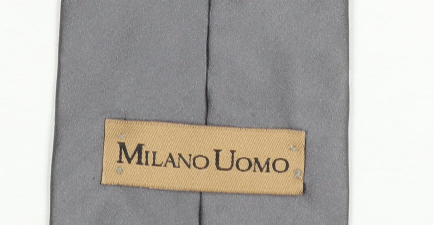 Milano Uomo Men's Grey 100% Silk Pointed Tie One Size Classic Style