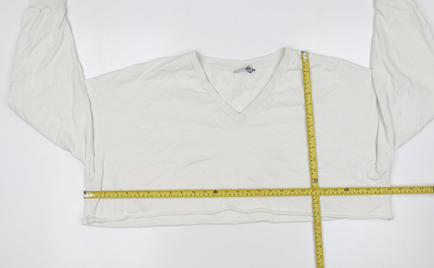 ASOS Design Women’s Ivory Cropped Pullover Sweatshirt Size M