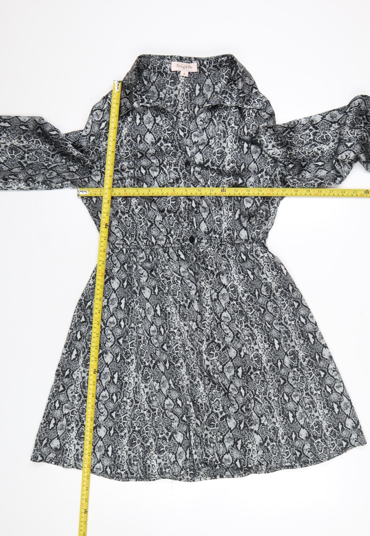 Emily & Me Women’s Grey Animal Print Shirt Dress Size 8