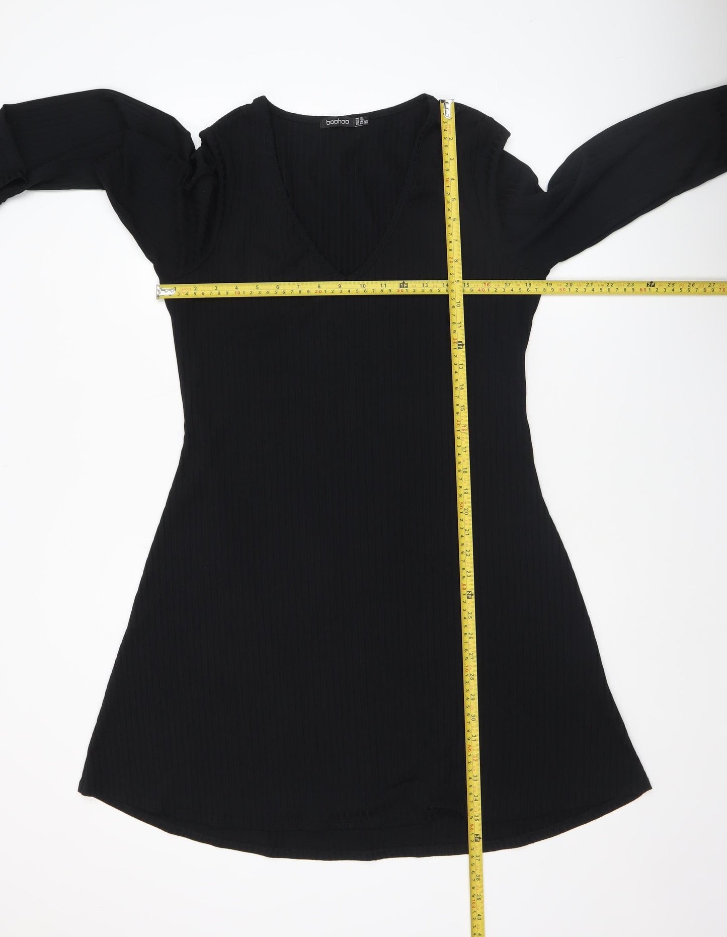 Boohoo Women Black Size 14 V-Neck Long Sleeve Shift Dress