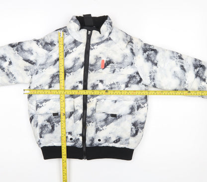 Back view of River Island boys’ black & white tie dye puffer jacket 7-8 years winter coat