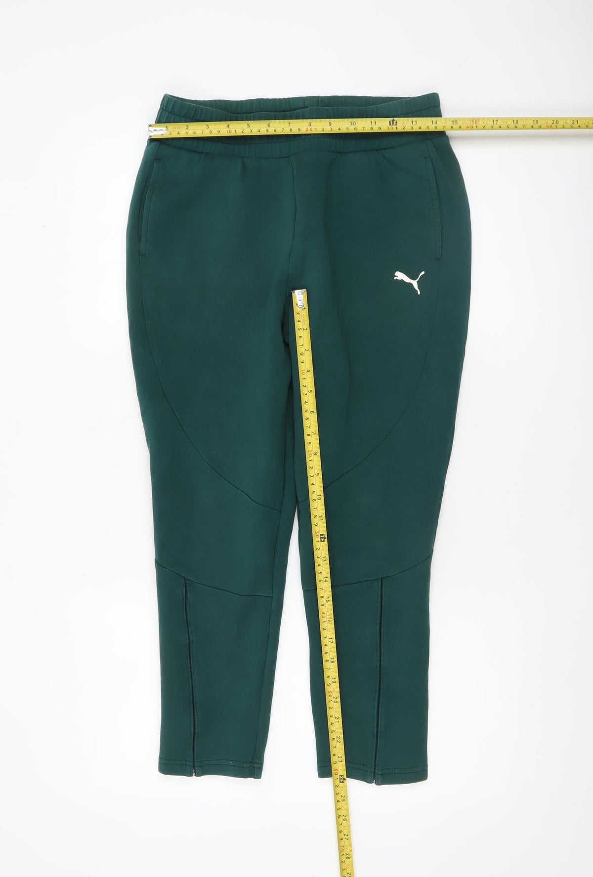 Puma Women’s Green Jogger Sweatpants M Regular Fit