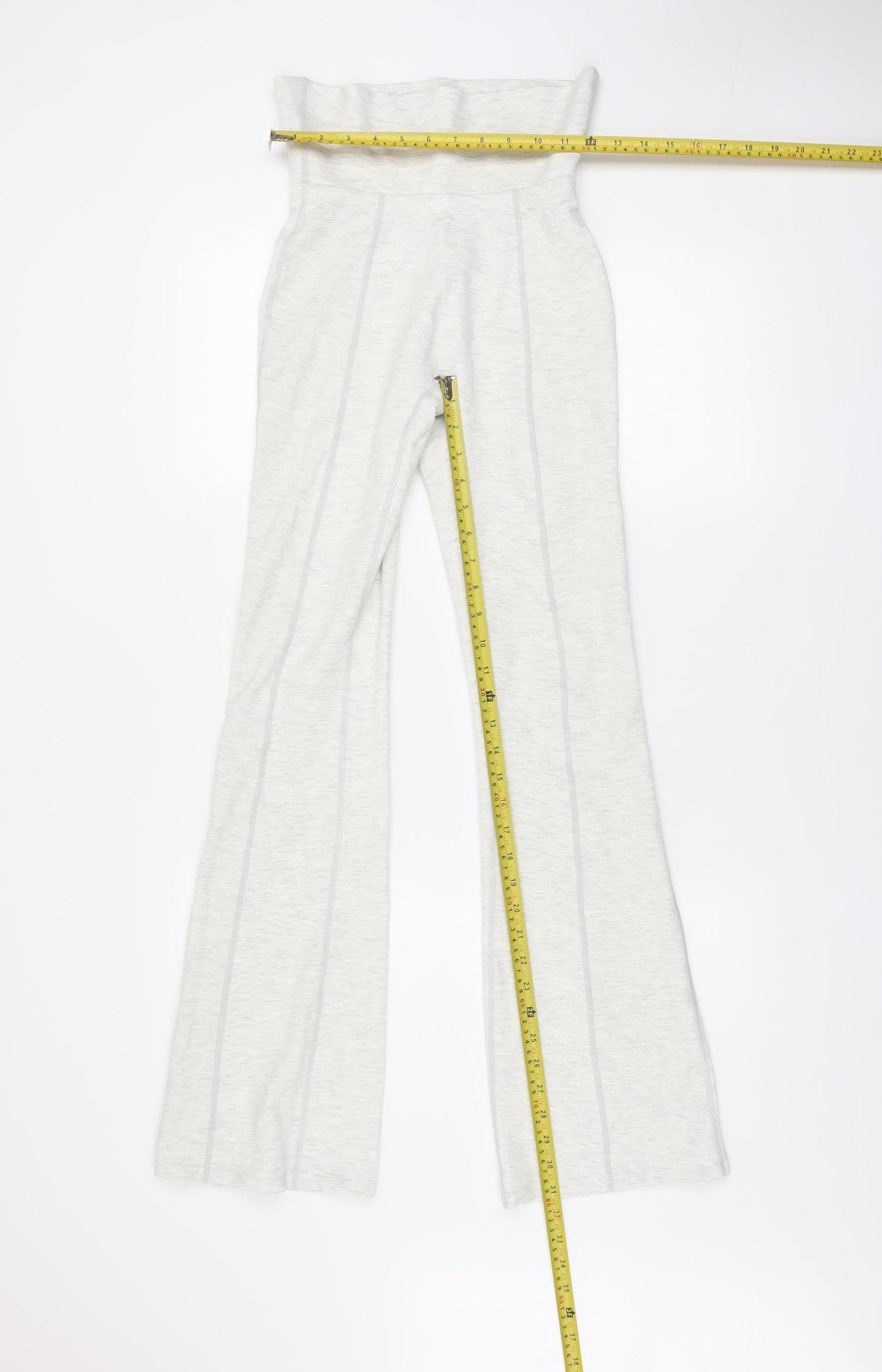 Boohoo Women’s Ivory High Rise Stretch Leggings Size S