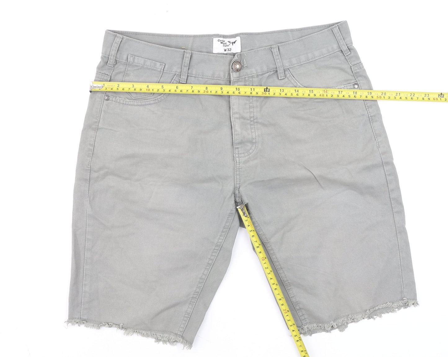 Cedar Wood State Men's Grey Chino Shorts Size 32 Regular Fit Casual