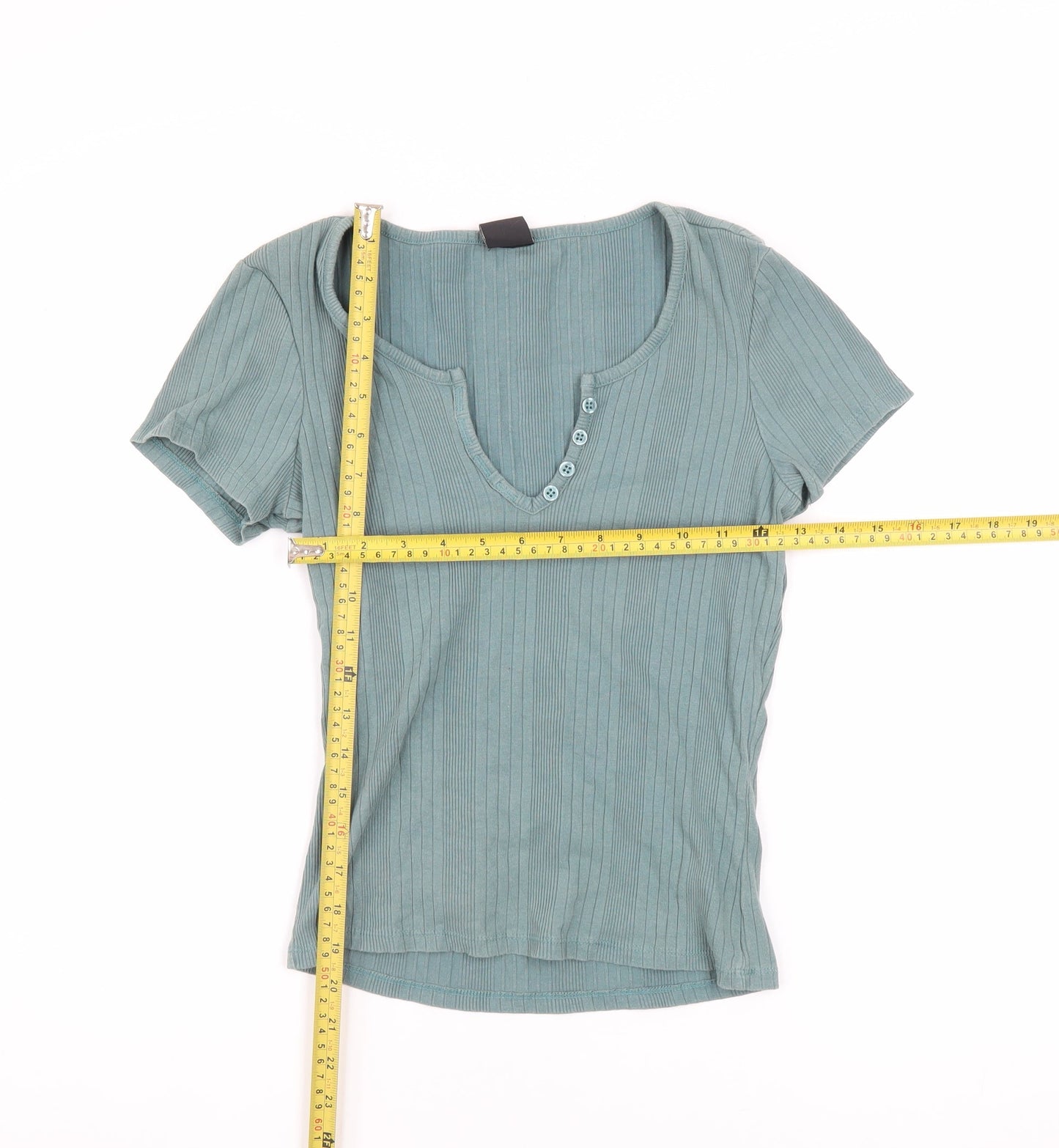 Urban Outfitters Women’s Green Short Sleeve V-Neck Ribbed T-Shirt Size M