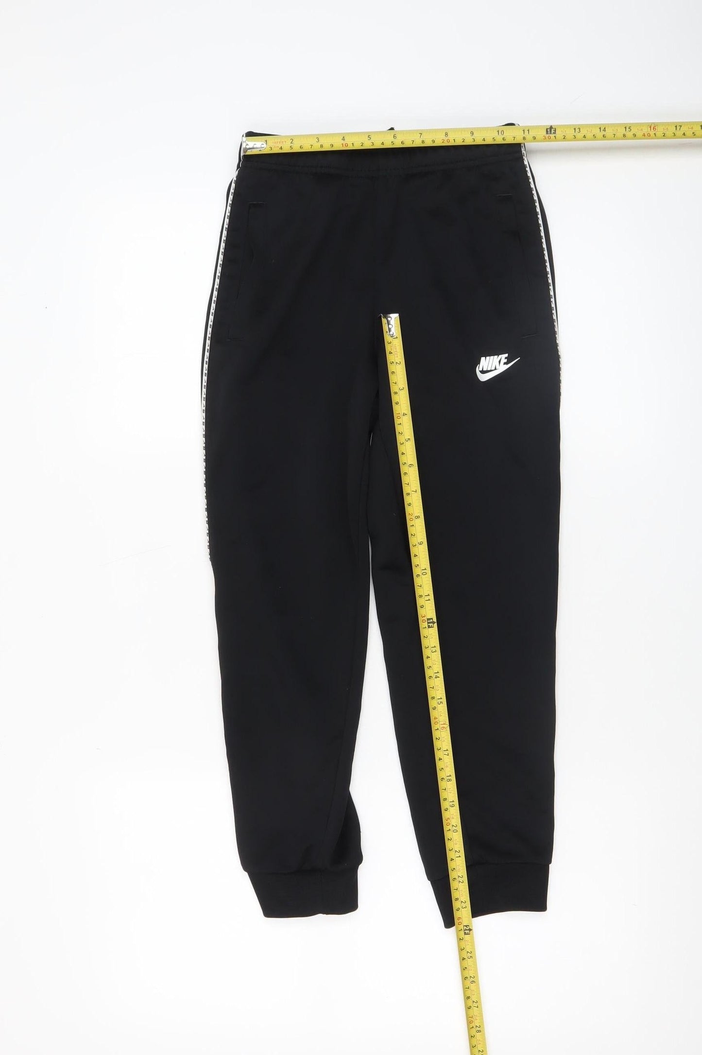 Nike Boys Black Jogger Trousers M 137-147cm Elastic Waist Sportswear