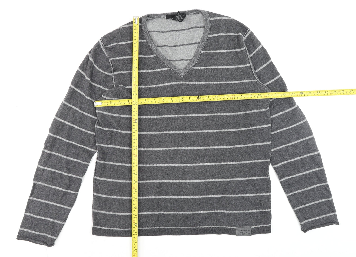 Calvin Klein Jeans Men's Grey Striped V-Neck Cotton Jumper Size M