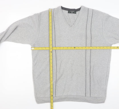 Back view of Dunnes men’s grey medium v-neck cotton blend jumper