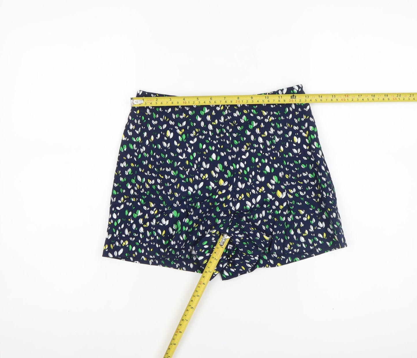 Zara Women Blue Floral Print Chino Shorts XS