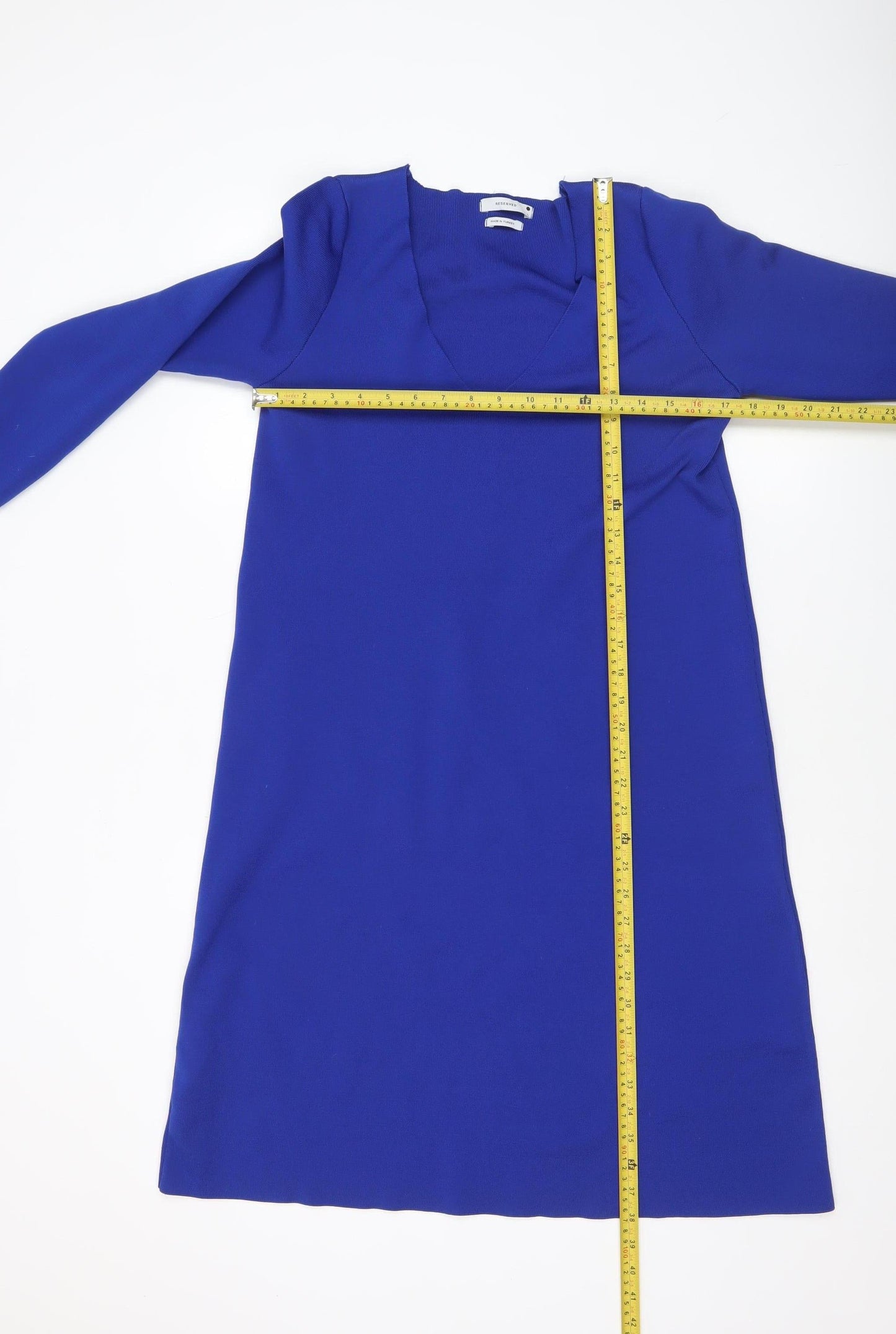 Reserved Women’s Blue Knee Length Shift Dress Size L V-Neck Long Sleeve