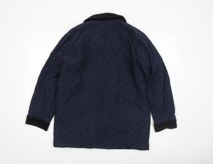 Close-up detail of BDG Men’s Blue Quilted Mid-Length Jacket XS Polyester