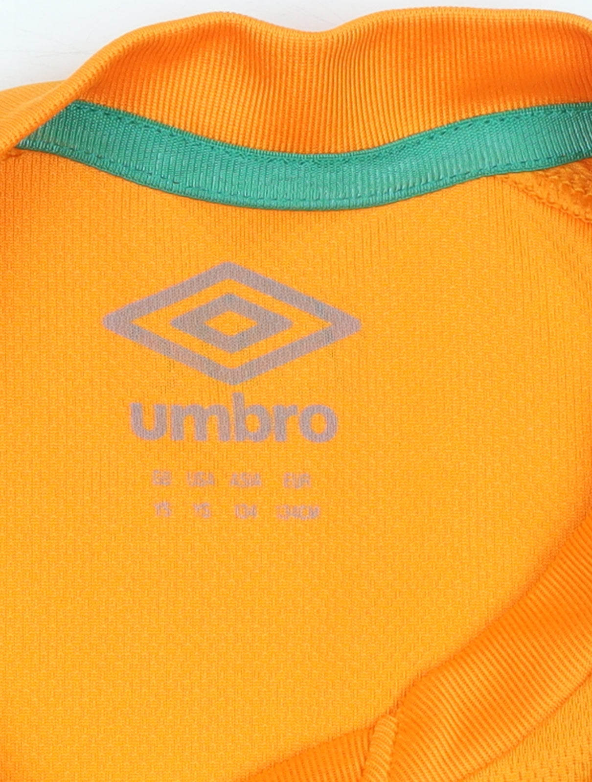 Umbro Boys Orange Ireland Football Jersey T-Shirt 10-11 Years