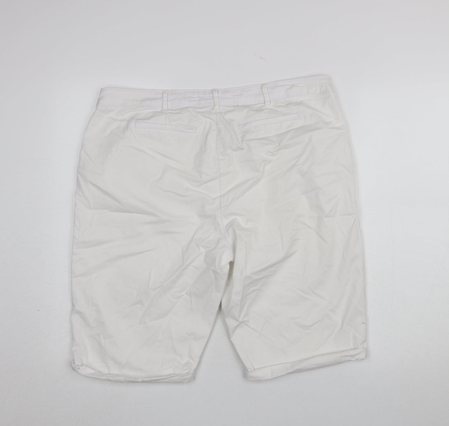 St. Bernard for Dunnes Stores Women's White Size 16 Bermuda Shorts