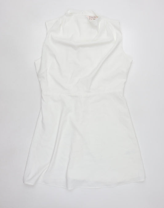 Emily & Me Women White Size 16 A-Line Sleeveless Knee Length Dress