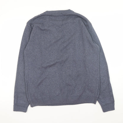 Close-up detail of Dunnes Men Blue Geometric V-Neck jumper, size S