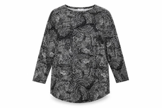 Front view of Papaya Women's Black Geometric Tunic Top, size L, 3/4 Sleeve Viscose Blend