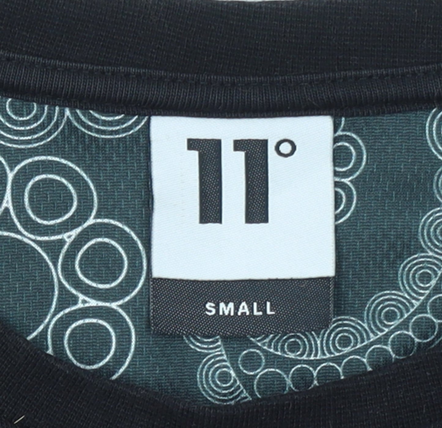 11 Degrees Men's Black & Grey Paisley Short Sleeve T-Shirt Size S