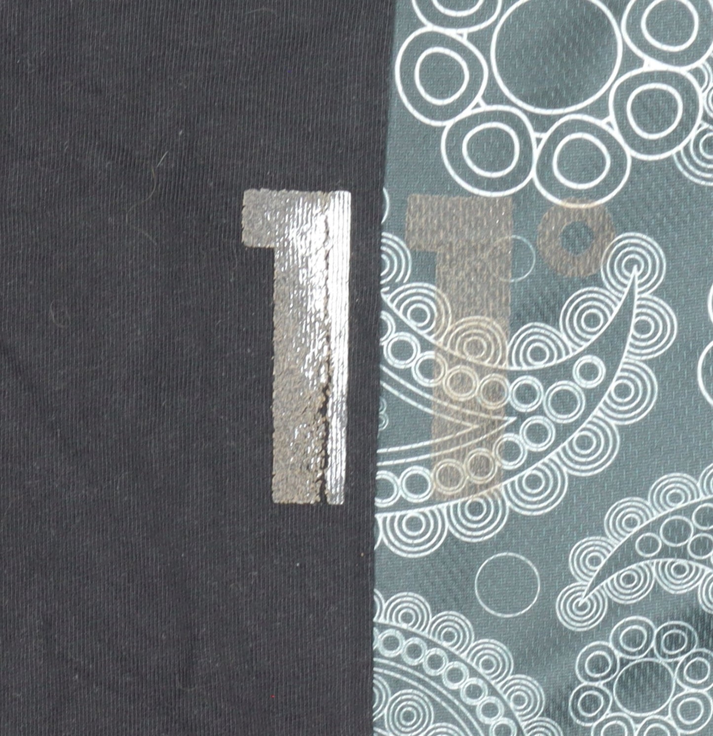 11 Degrees Men's Black & Grey Paisley Short Sleeve T-Shirt Size S