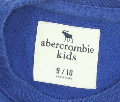Brand and care label for Abercrombie & Fitch boys’ blue 9-10 years pullover fleece sweatshirt