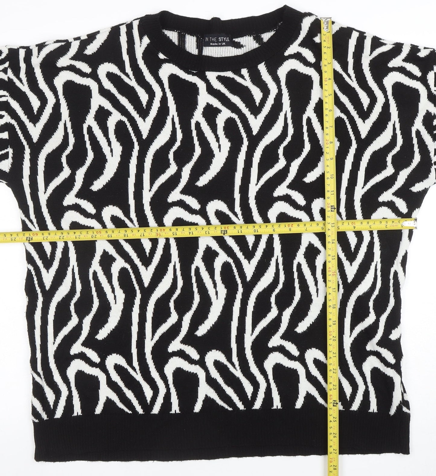 In The Style Women’s Black Zebra Knit Jumper Size L Crew Neck