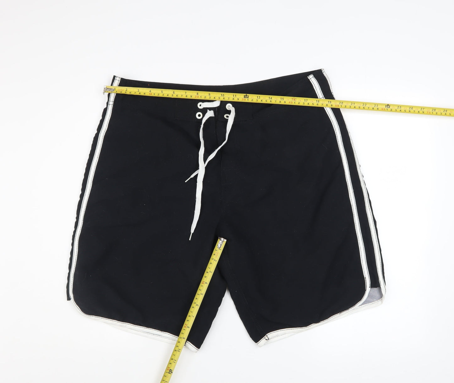 Reef Code Men's Black Board Shorts XL Surf Swimwear