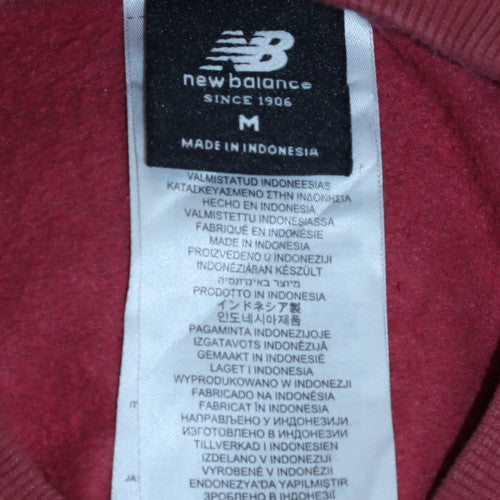 New Balance Women’s Red Crew Neck Sweatshirt Size M Logo Print Pullover
