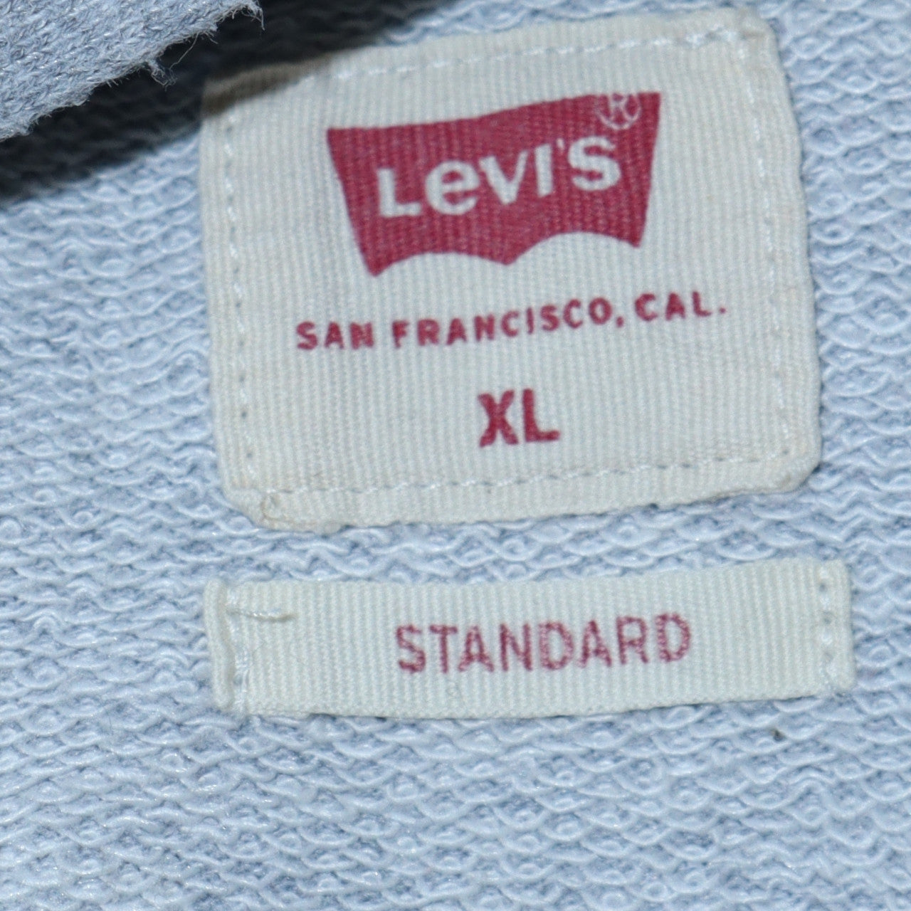 Levi's Men's Grey XL Pullover Hoodie with Logo Graphic Print