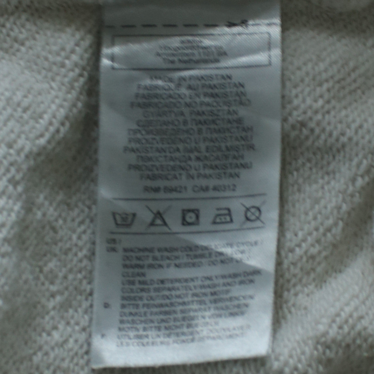 Reebok Women's White Pullover Hoodie Sweatshirt Size M Logo Style