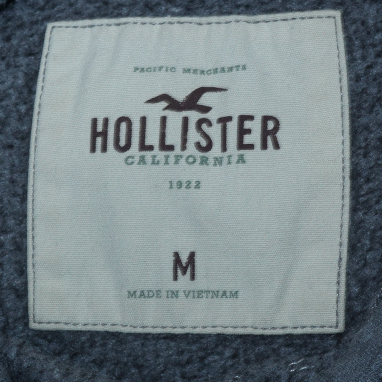 Hollister Women’s Grey Pullover Hoodie Medium Hooded Classic Fit