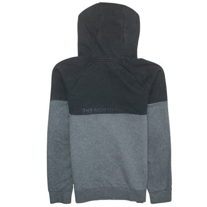Brand and care label for The North Face boys’ grey xl pullover hoodie fleece sweatshirt