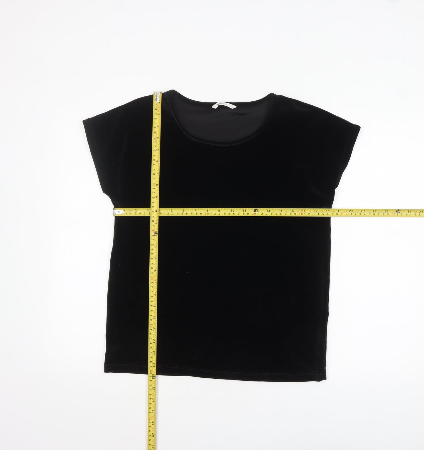 Tu Women’s Black Velvet Short Sleeve Scoop Neck Top Size 12
