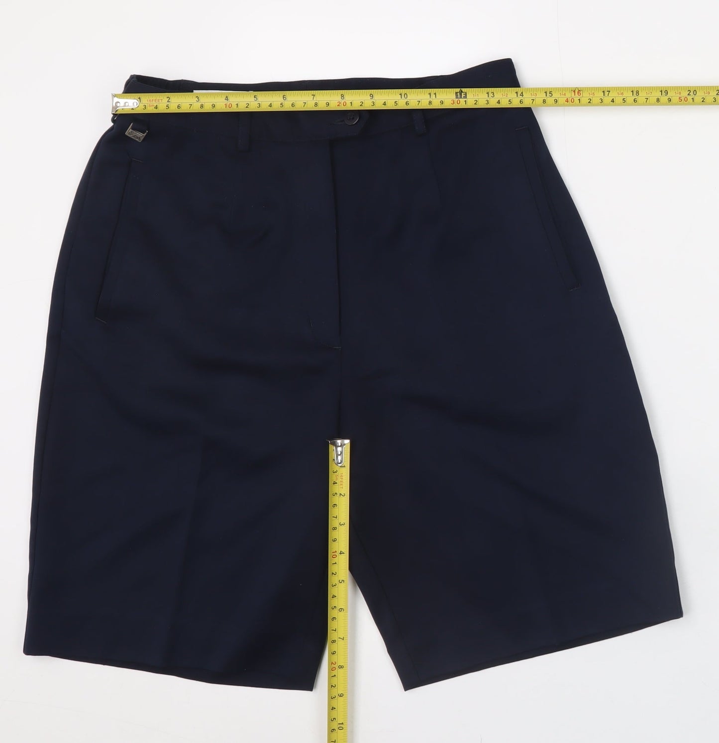 Cutter & Buck Womens Blue Chino Golf Shorts Size 10 Regular