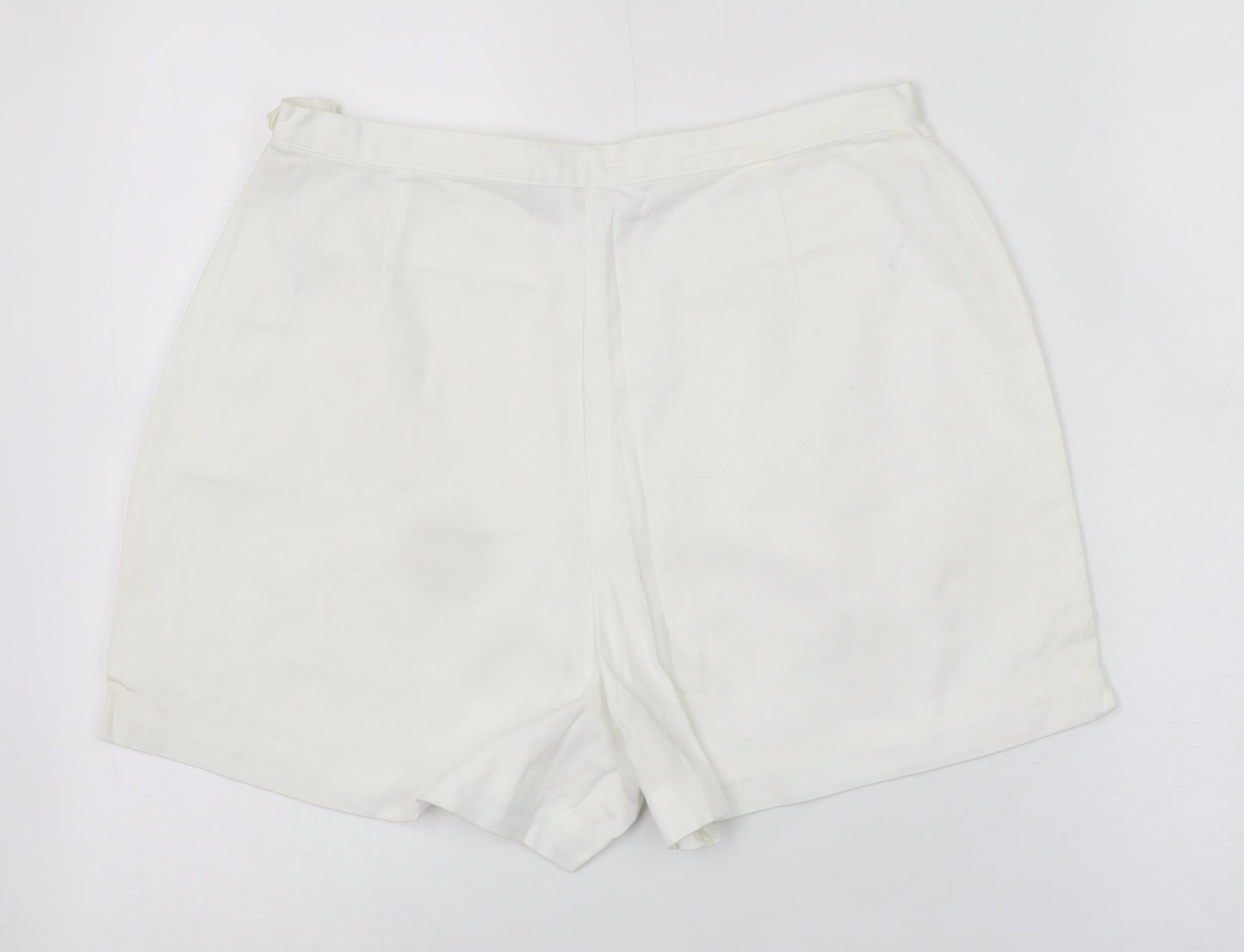 Berkertex Women White Chino Shorts Size 14 High Rise Lightweight