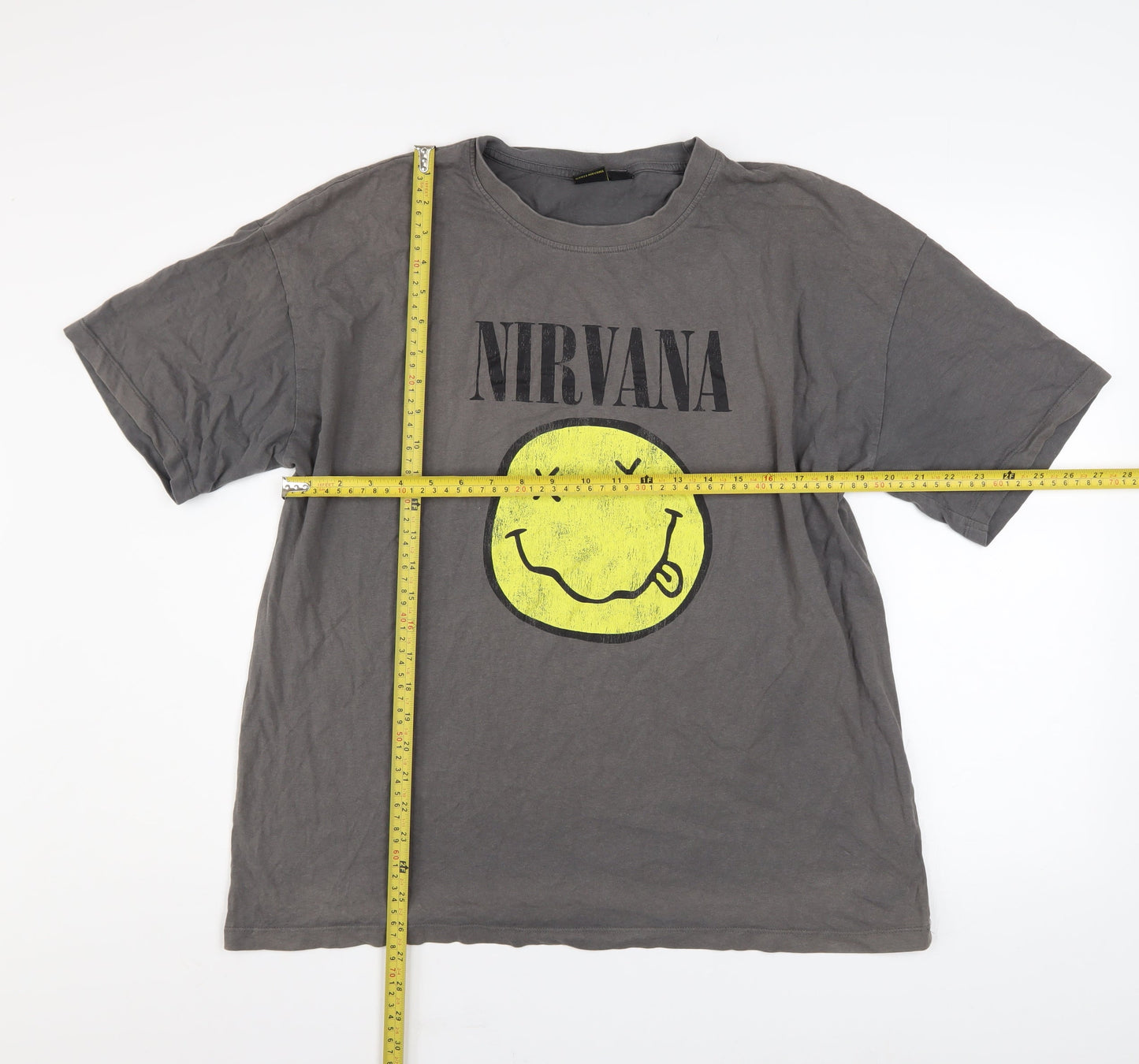 Nirvana Women's Grey Graphic T-Shirt Size L Rock Music Tee