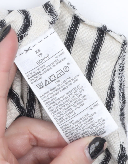 GAP Women's White Striped V-Neck Relaxed Fit T-Shirt XS