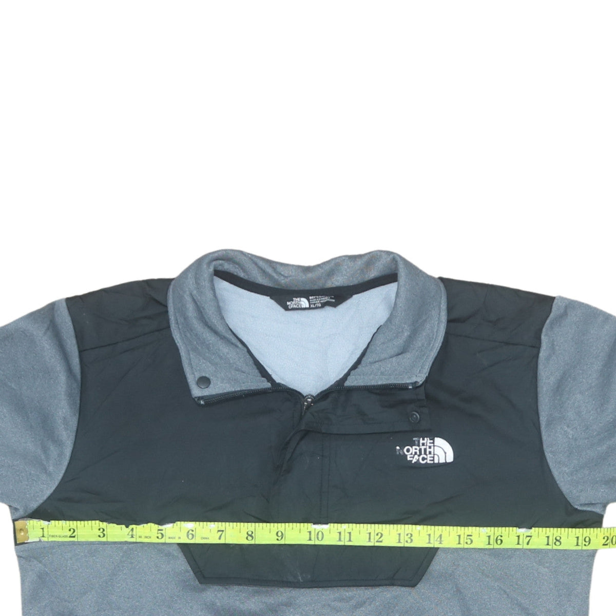 The North Face Boys Grey XL Pullover Fleece Quarter Zip Sweatshirt