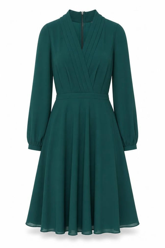 Atterley Women Green Size 8 Fit & Flare V-Neck Long Sleeve Dress
